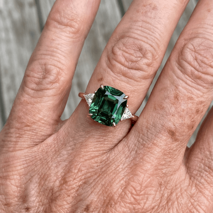 Vintage-Inspired Green Gemstone Gold Ring