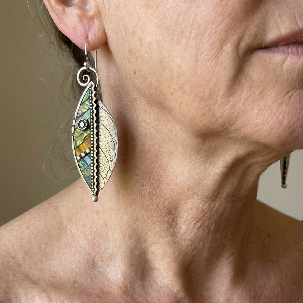 Pendientes colgantes bohemios multicolor con hojas