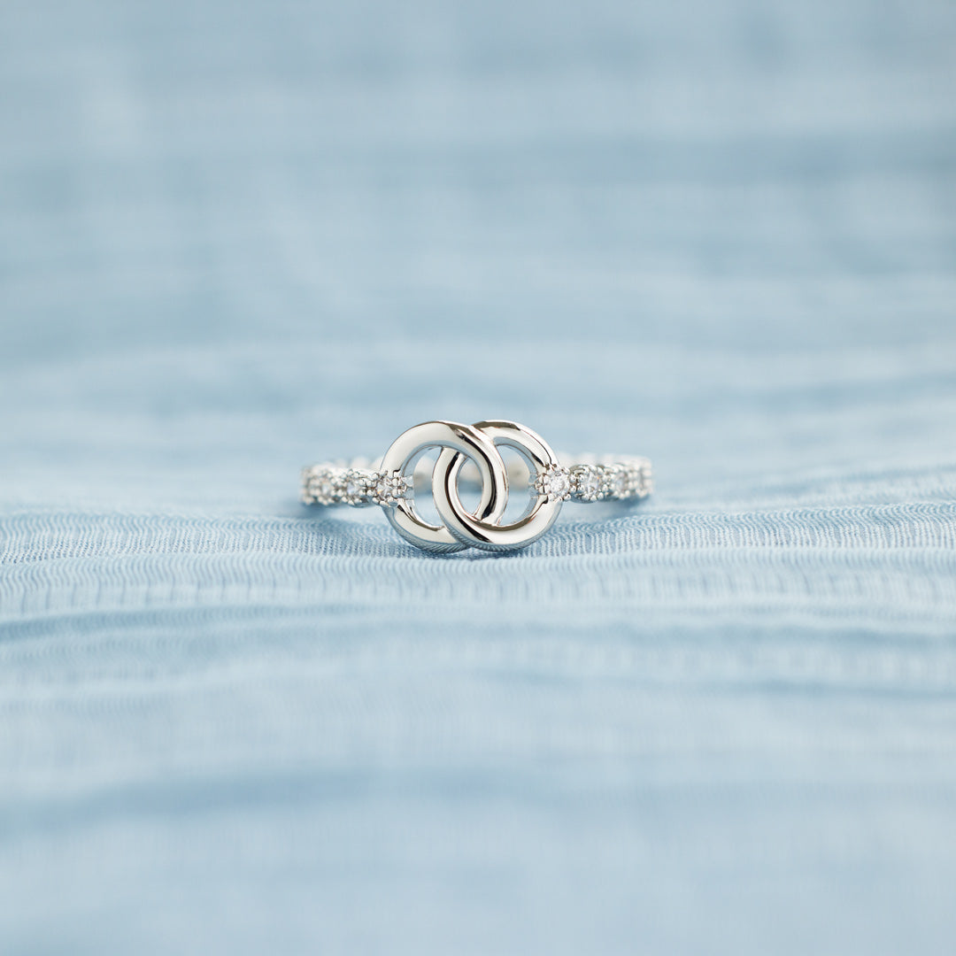 Forever Linked Mother Daughter Interlocking Pavé Ring