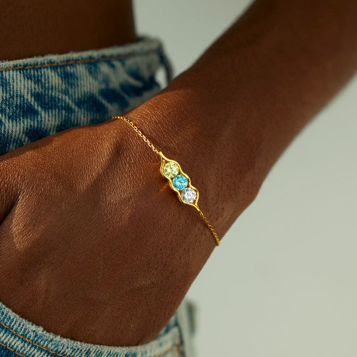 Personalized Peas in a Pod Birthstone Bracelet