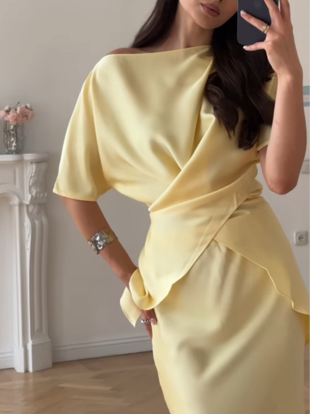 Conjunto de top y falda con hombros descubiertos Sofia