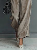 Tailleur Elena en velours à col roulé