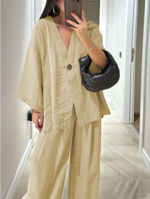 Conjunto de top con escote en V y pantalones Sienna