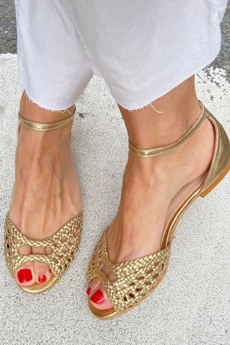 Isadora | Sandalias doradas tejidas