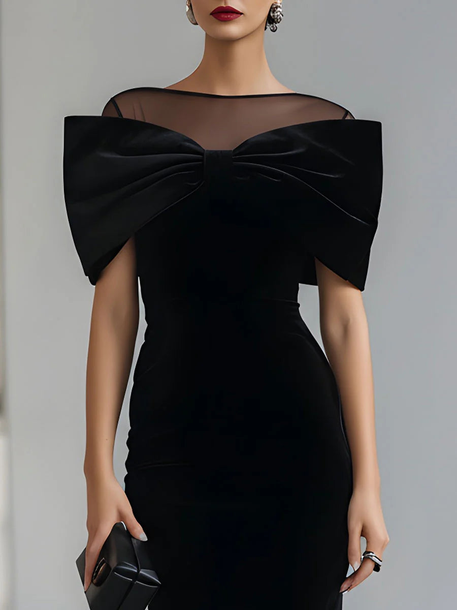 Robe midi spectaculaire en velours noir avec nœud