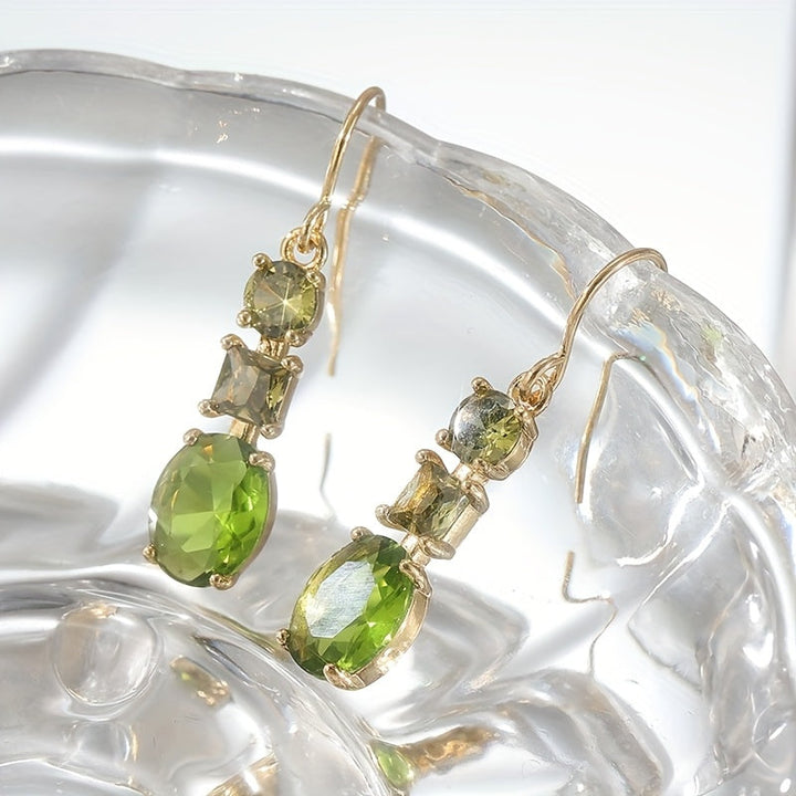 Pendientes geométricos vintage bohemios con circonita verde  