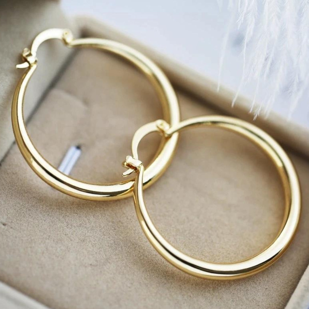 Bethany - Pendientes dorados audaces