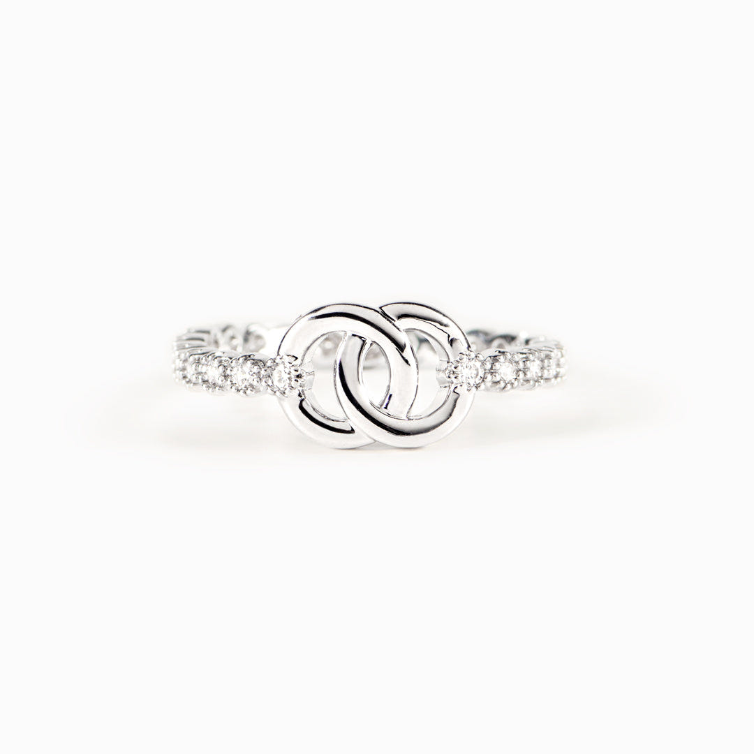 Forever Linked Mother Daughter Interlocking Pavé Ring
