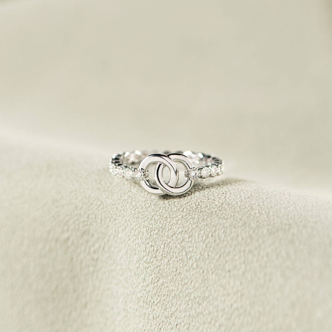 Forever Linked Mother Daughter Interlocking Pavé Ring