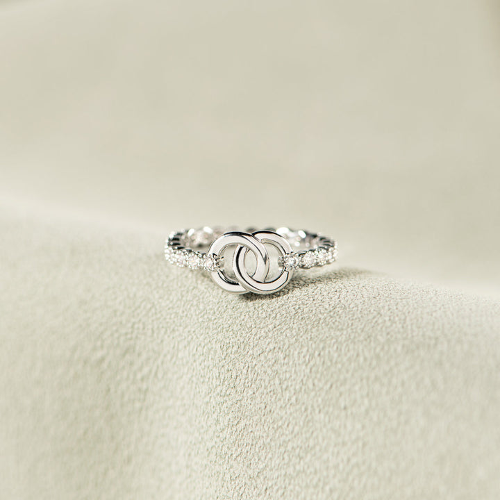 Forever Linked Mother Daughter Interlocking Pavé Ring