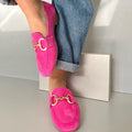 Mocassins chics ornés de détails dorés