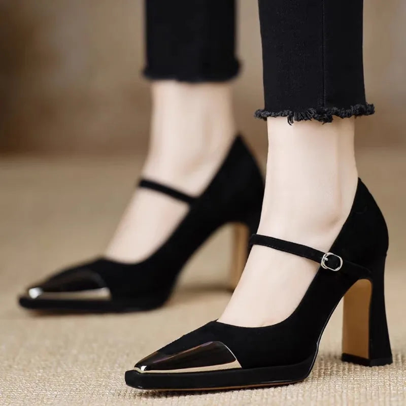 Salones elegantes Mora