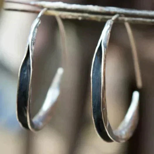 Créoles rondes audacieuses