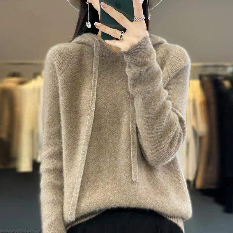 Nyelle | Sudadera con capucha elegante