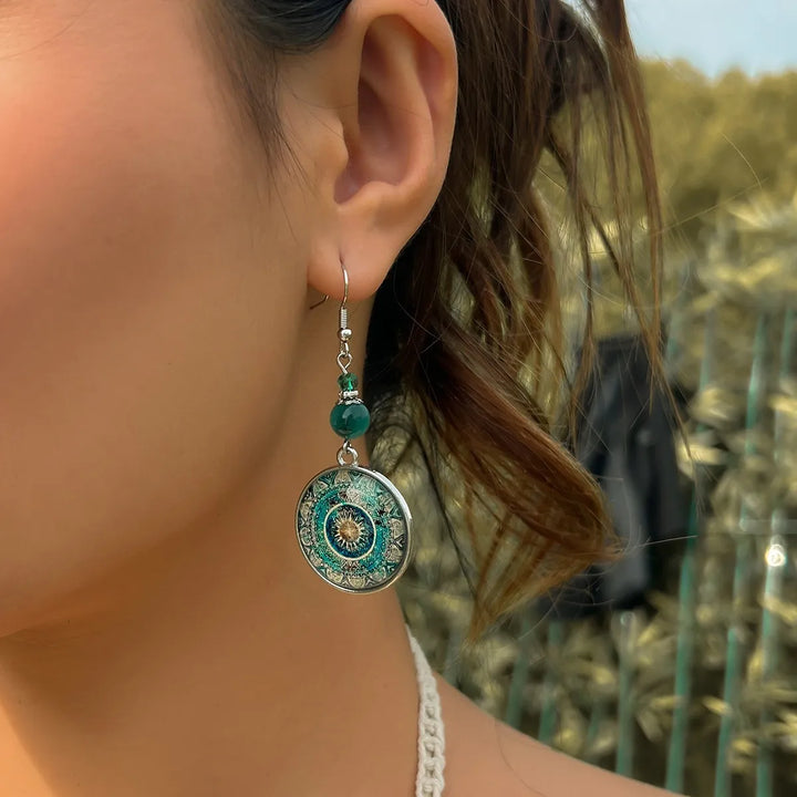 Pendientes colgantes bohemios con disco de vidrio mandala  