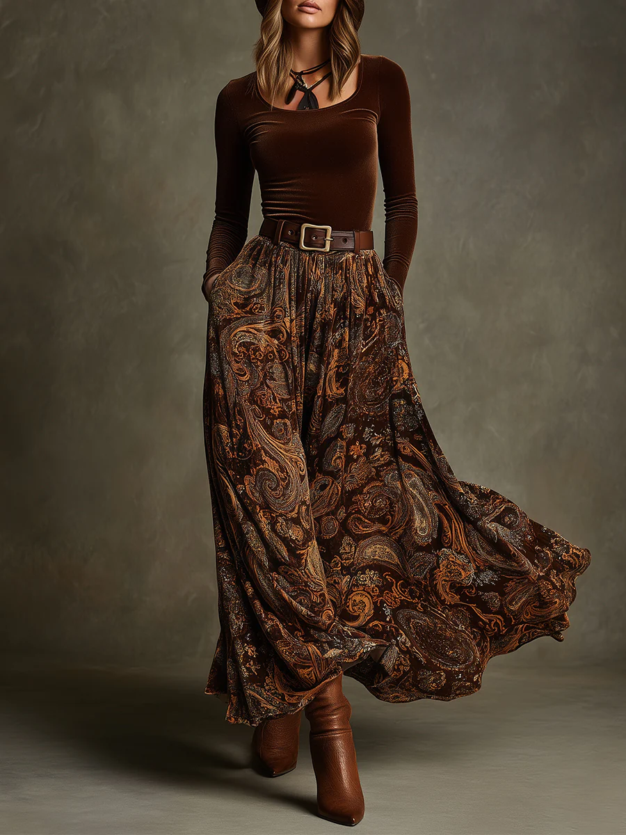 Conjunto Vivienne de blusa de veludo e saia longa de estampa paisley
