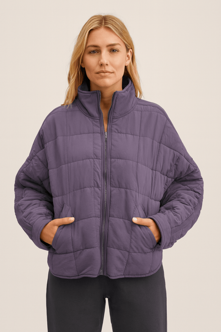 APRIL – LIGHTWEIGHT COMPACT ZIP PUFFER JACKET