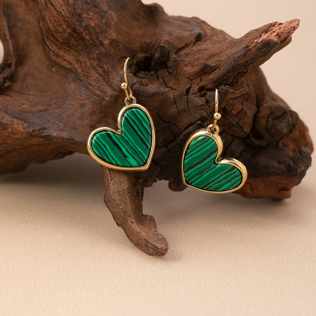 Pendientes Bohemios Minimalistas de Corazón de Turquesa Natural