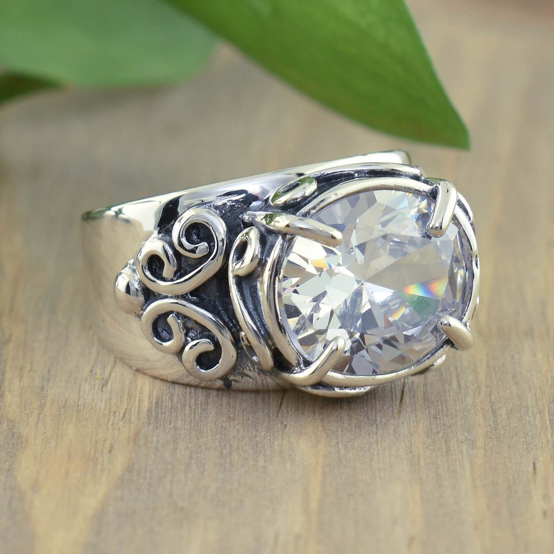 Vintage Single Stone Eye Candy Silver Ring