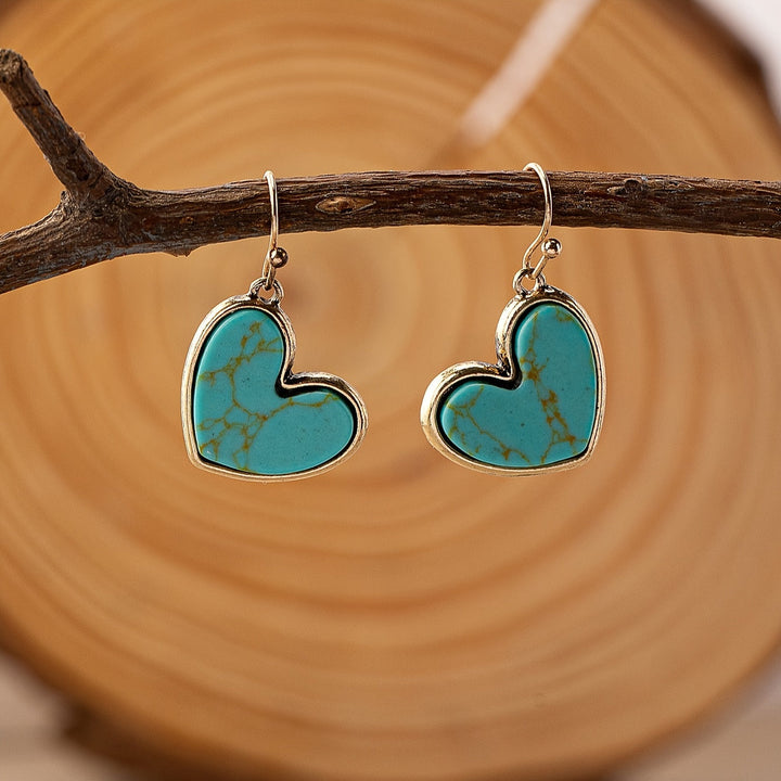 Pendientes Bohemios Minimalistas de Corazón de Turquesa Natural