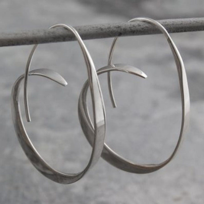 Vintage Minimalist Twisted Hoop Earrings