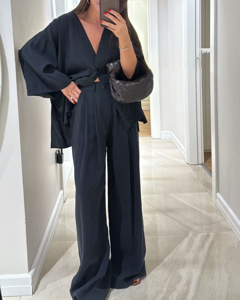 Conjunto de top con escote en V y pantalones Sienna
