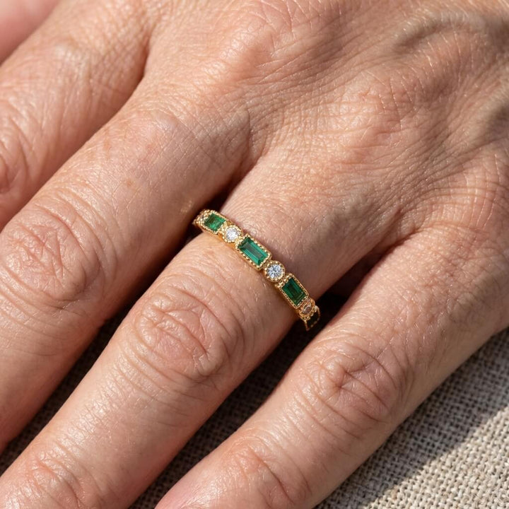 Vintage Gold Plated Inlaid Green Crystal Ring