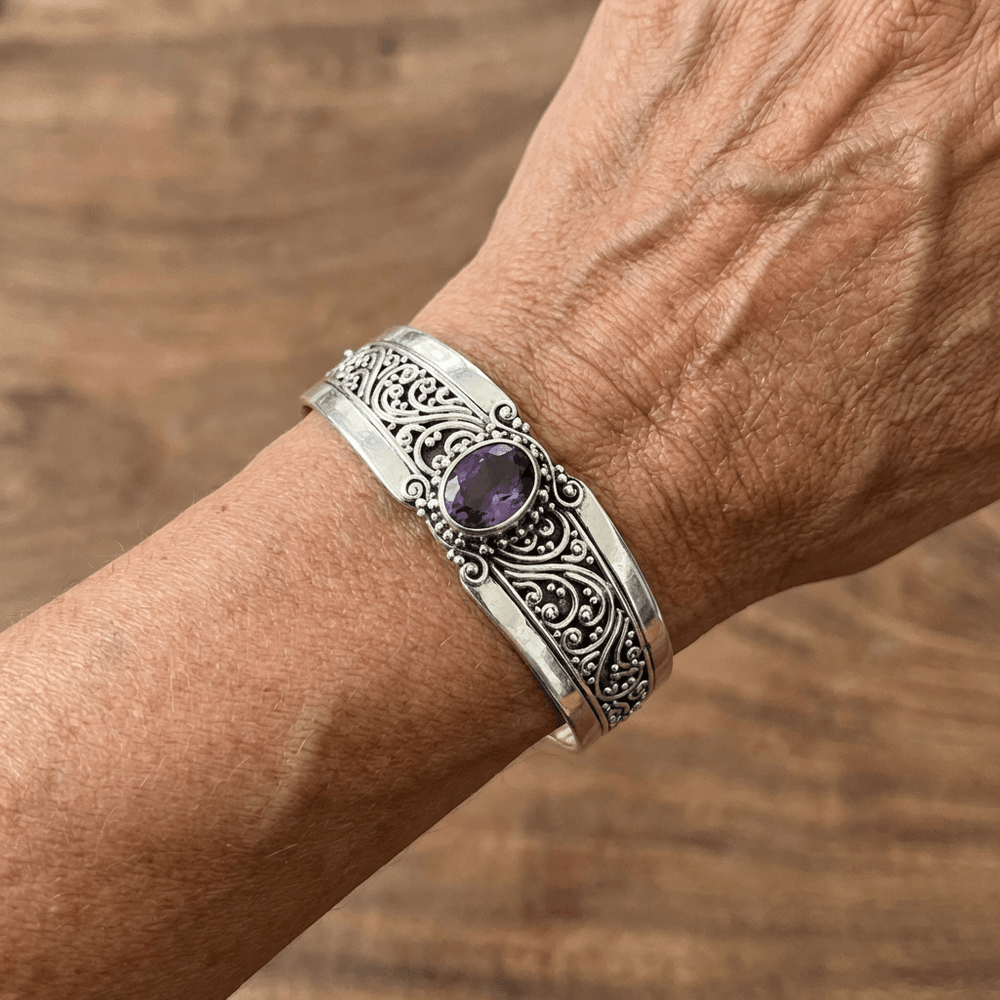 Vintage Inlaid Crystal Silver Open Bracelet