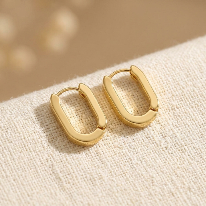 Pendientes de aro geométrico elegante