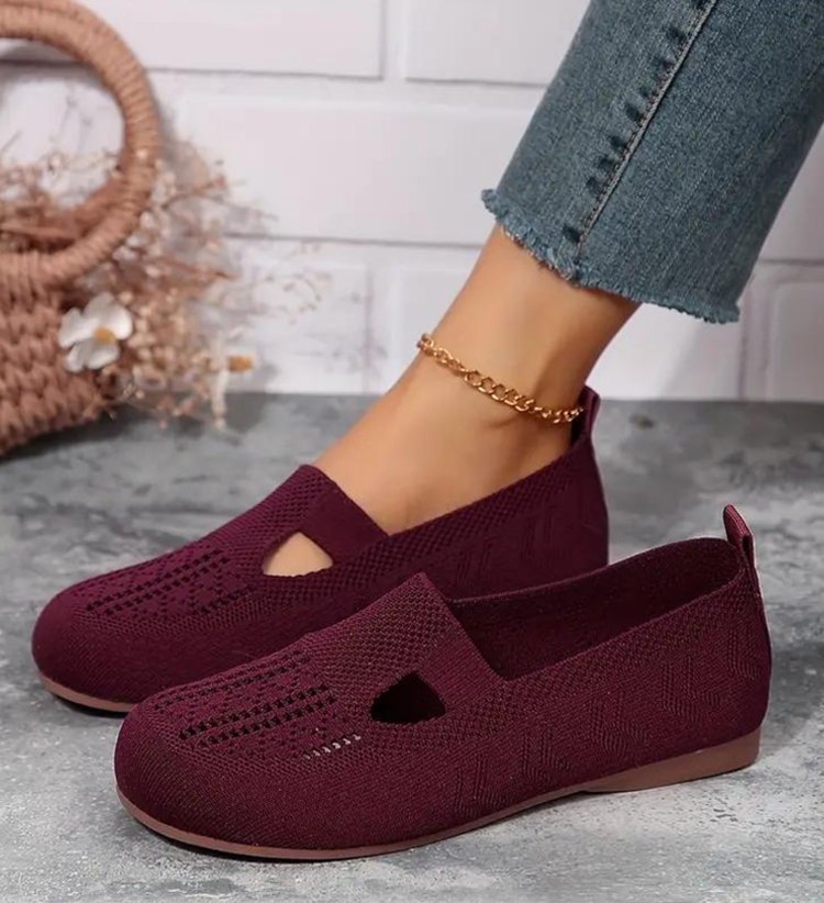 Darcy – Simple Comfort Slip On Sandals